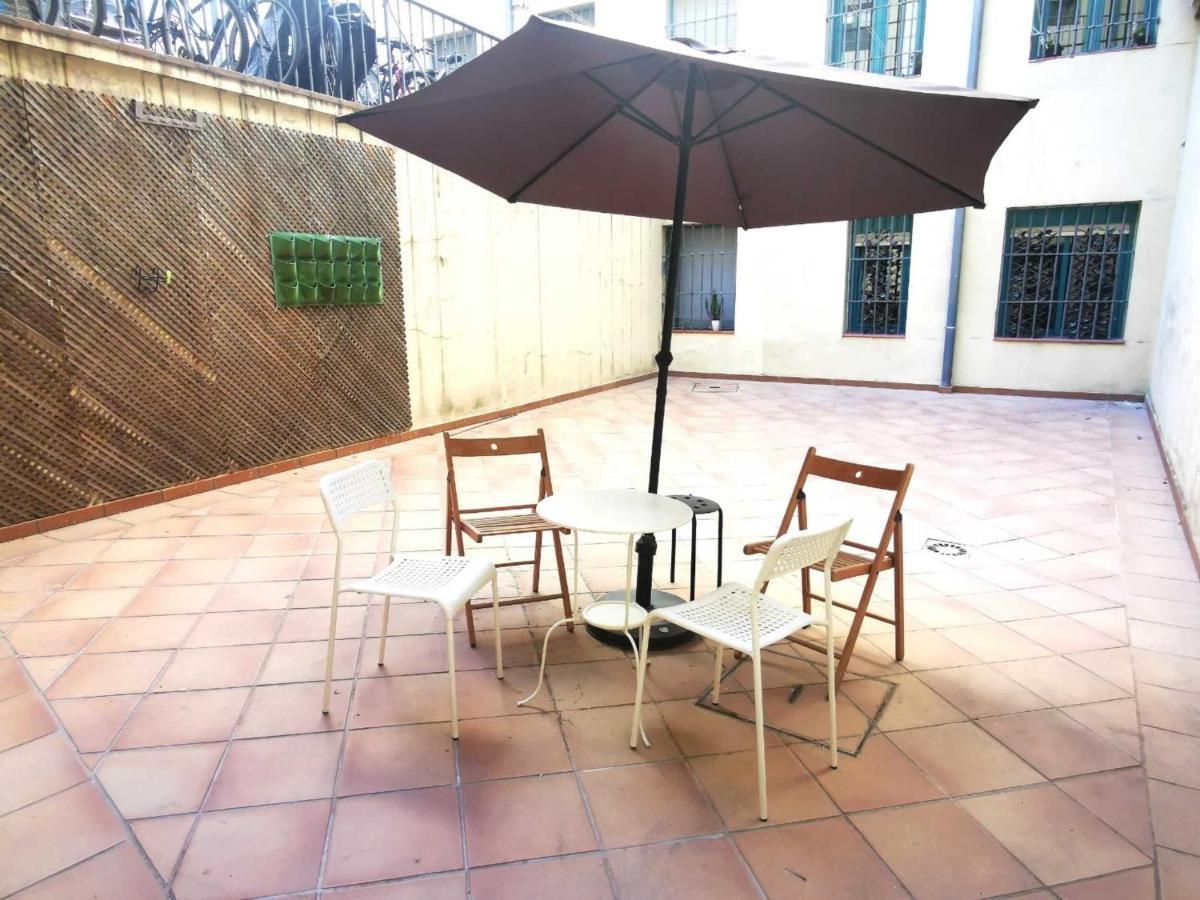 Centrico Apartamento En Embajadores Apartment Madrid Bagian luar foto