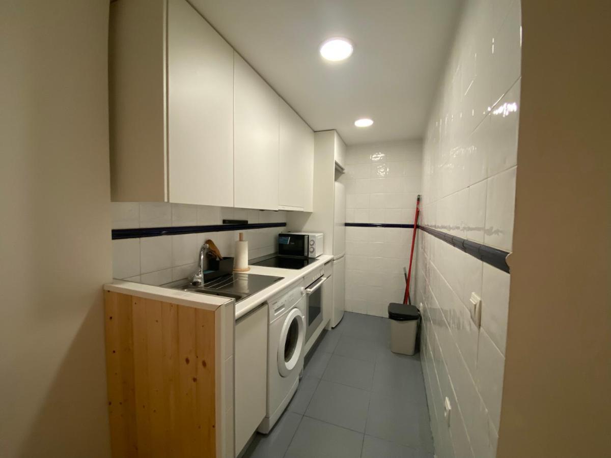 Centrico Apartamento En Embajadores Apartment Madrid Bagian luar foto
